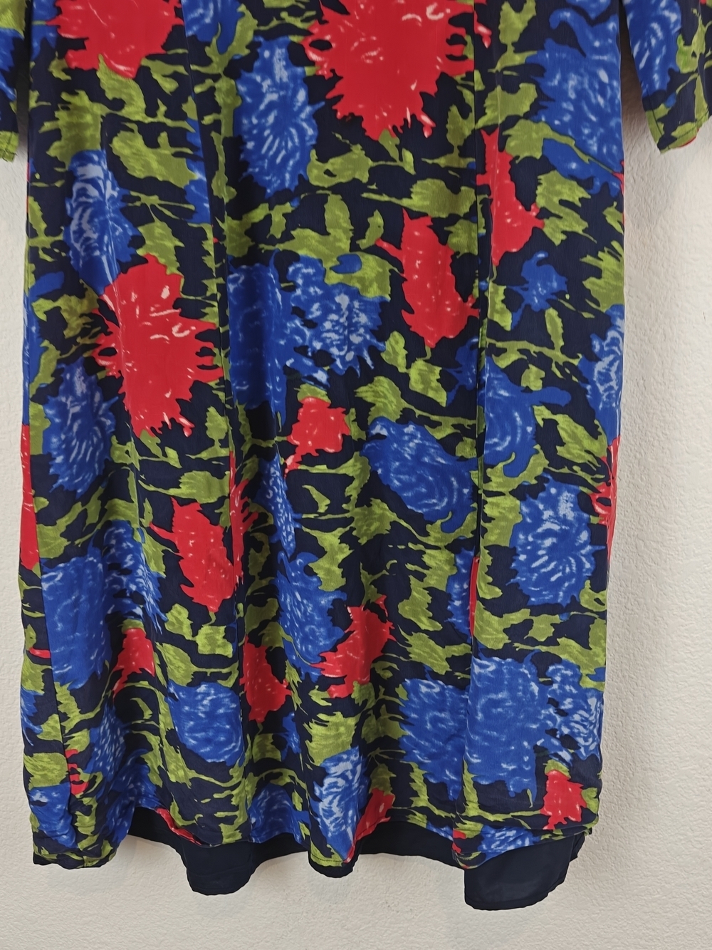 J. Peterman Silk Midi Dress Bold Floral Keyhole Neck 3/4 Sleeve Sz 16 Statement - Picture 3 of 15